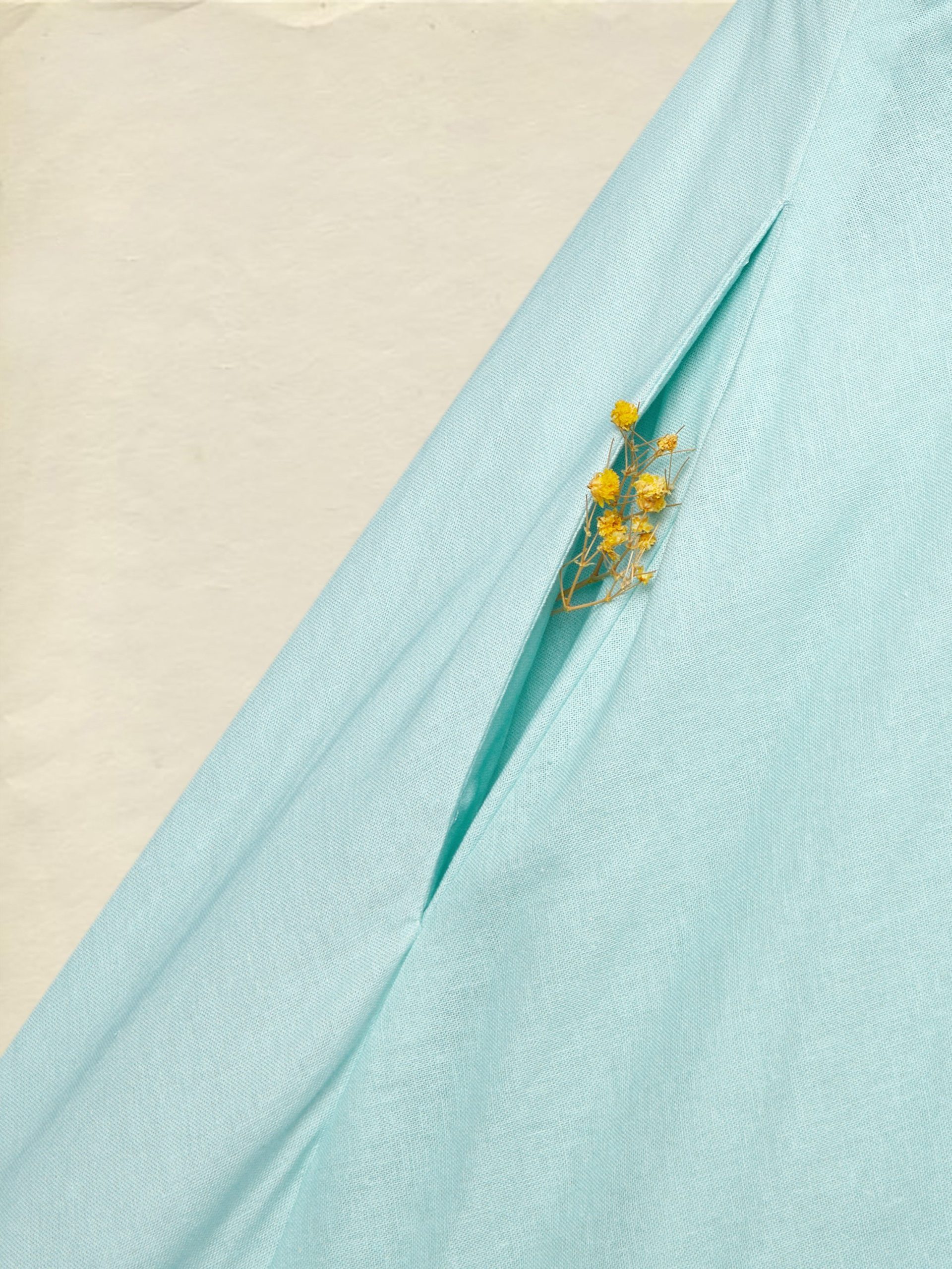 Maxi Linen Dress , Sleeveless, Round Neck, Feather Pattern, Pocket Design, Vintage, Sky Blue - Image 4